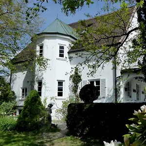 Hotel Am Eichholz Galerie&art-hotel, Murnau am Staffelsee